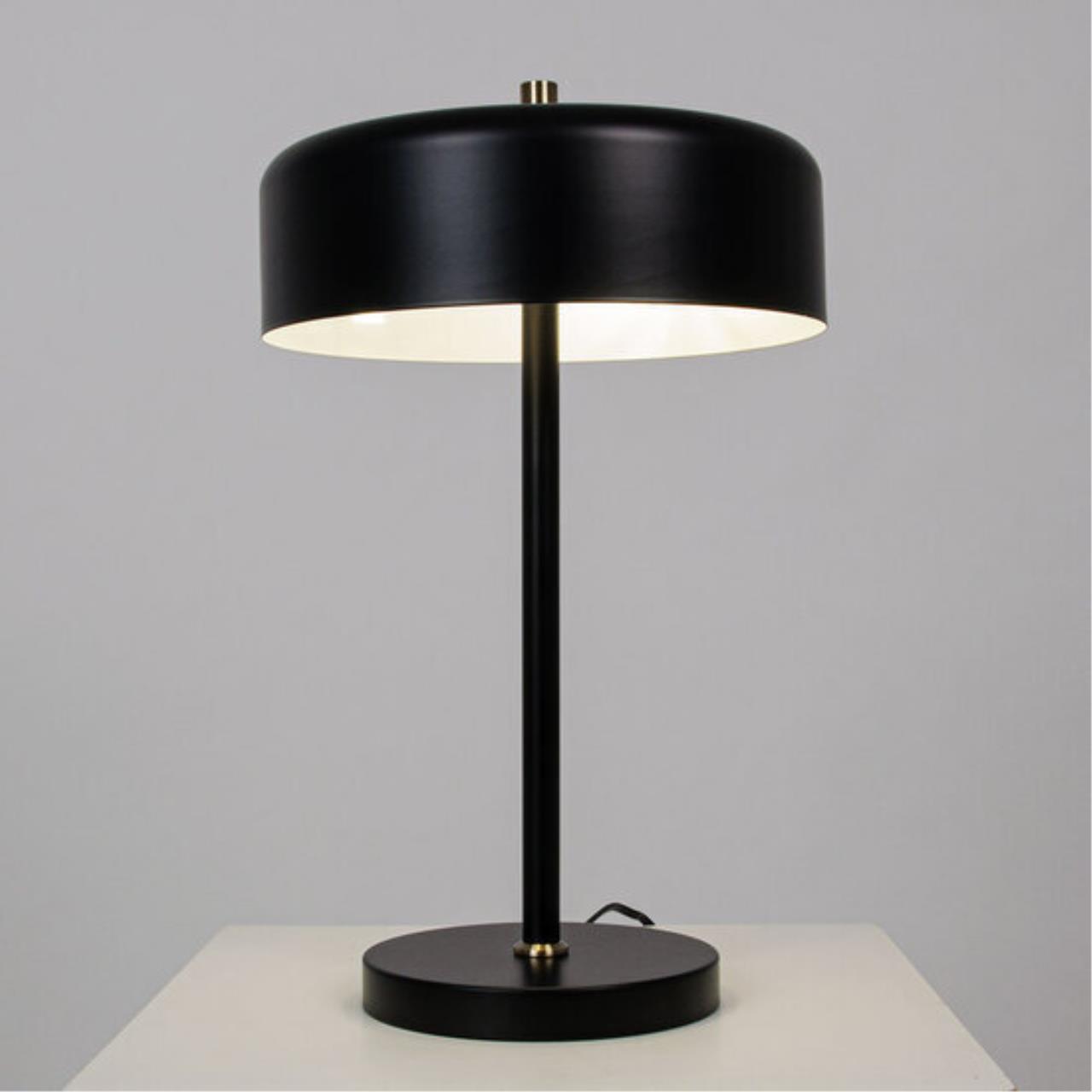 Картинка Настольная лампа Arte Lamp SKAT A7052LT-2BK