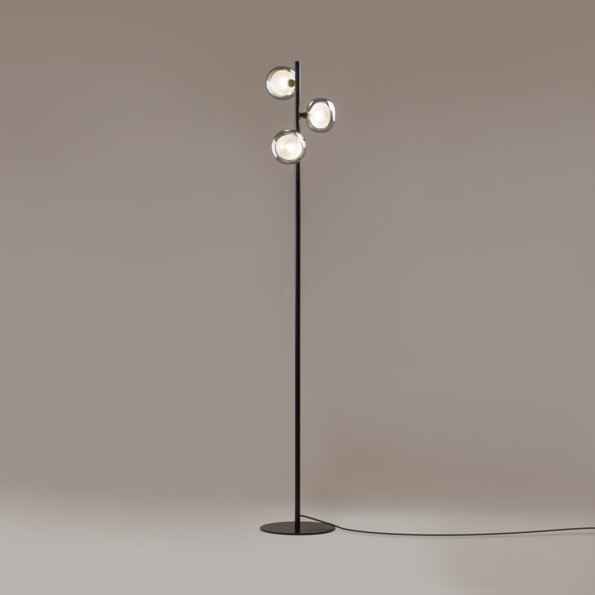 Картинка Напольный светильник (торшер) Freya FR5435FL-03B