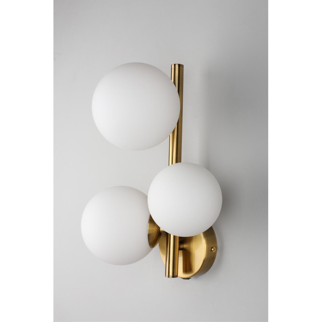 Картинка APL.314.01.03 Светильник настенный Aployt Letizia