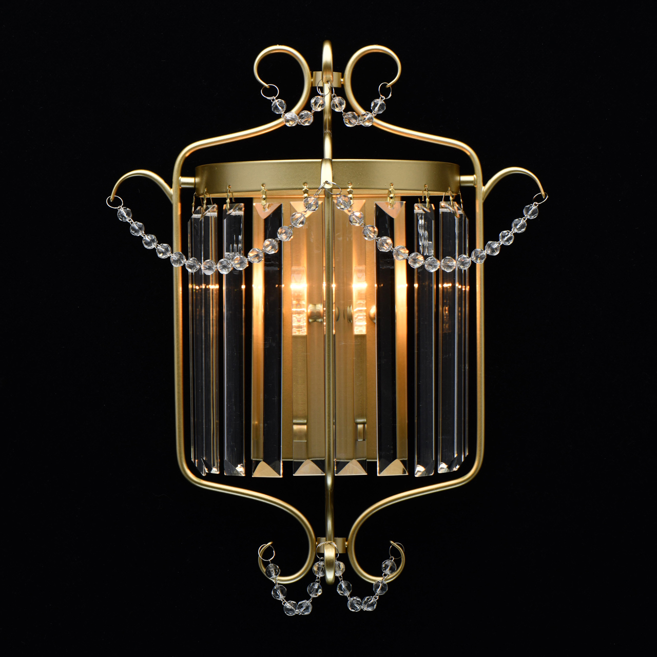 Картинка Настенный светильник MW-Light Адель 373024701