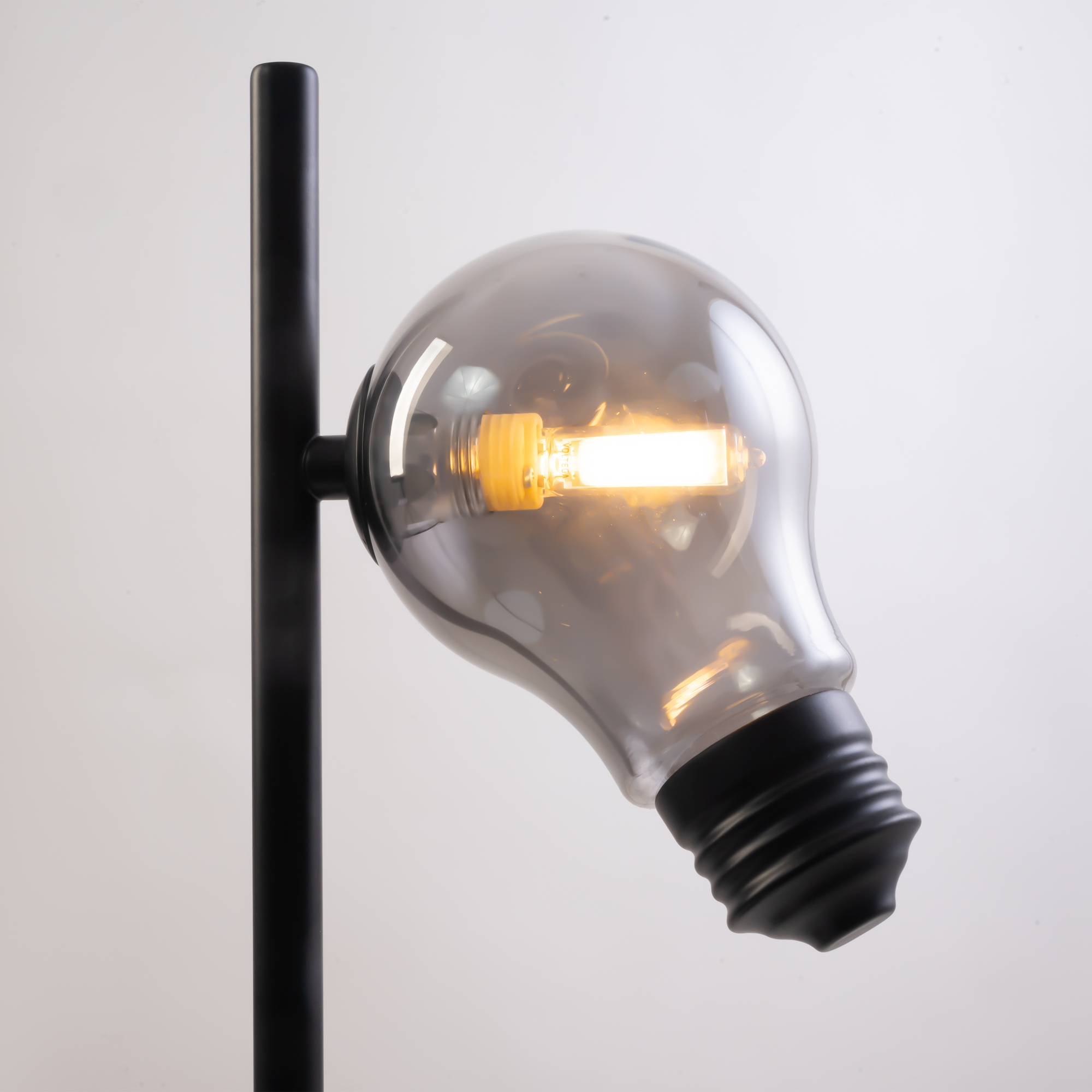 Картинка Настольный светильник Freya FR5372TL-01B