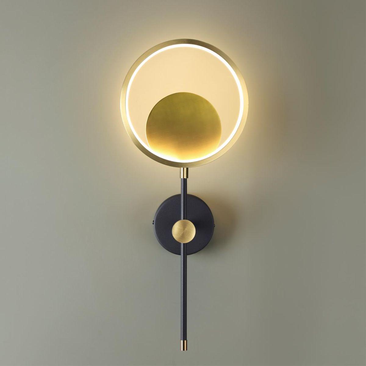 Картинка Настенный светильник Odeon Light Midcent Denzel 4322/15WL