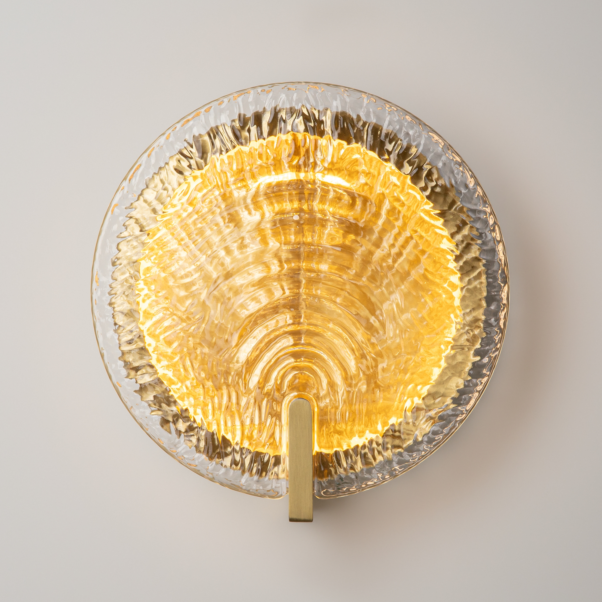 Картинка Настенный светильник (бра) Maytoni MOD481WL-L8BS3K Regatta