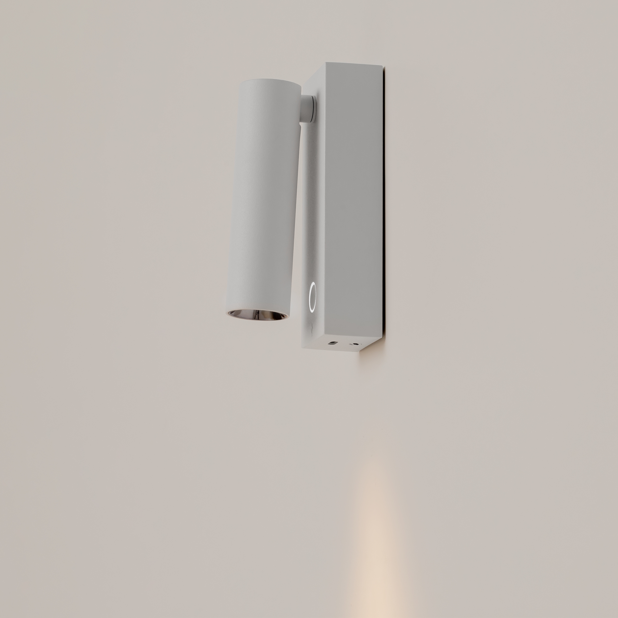 Картинка Настенный светильник (бра) Technical C077WL-L3W3K