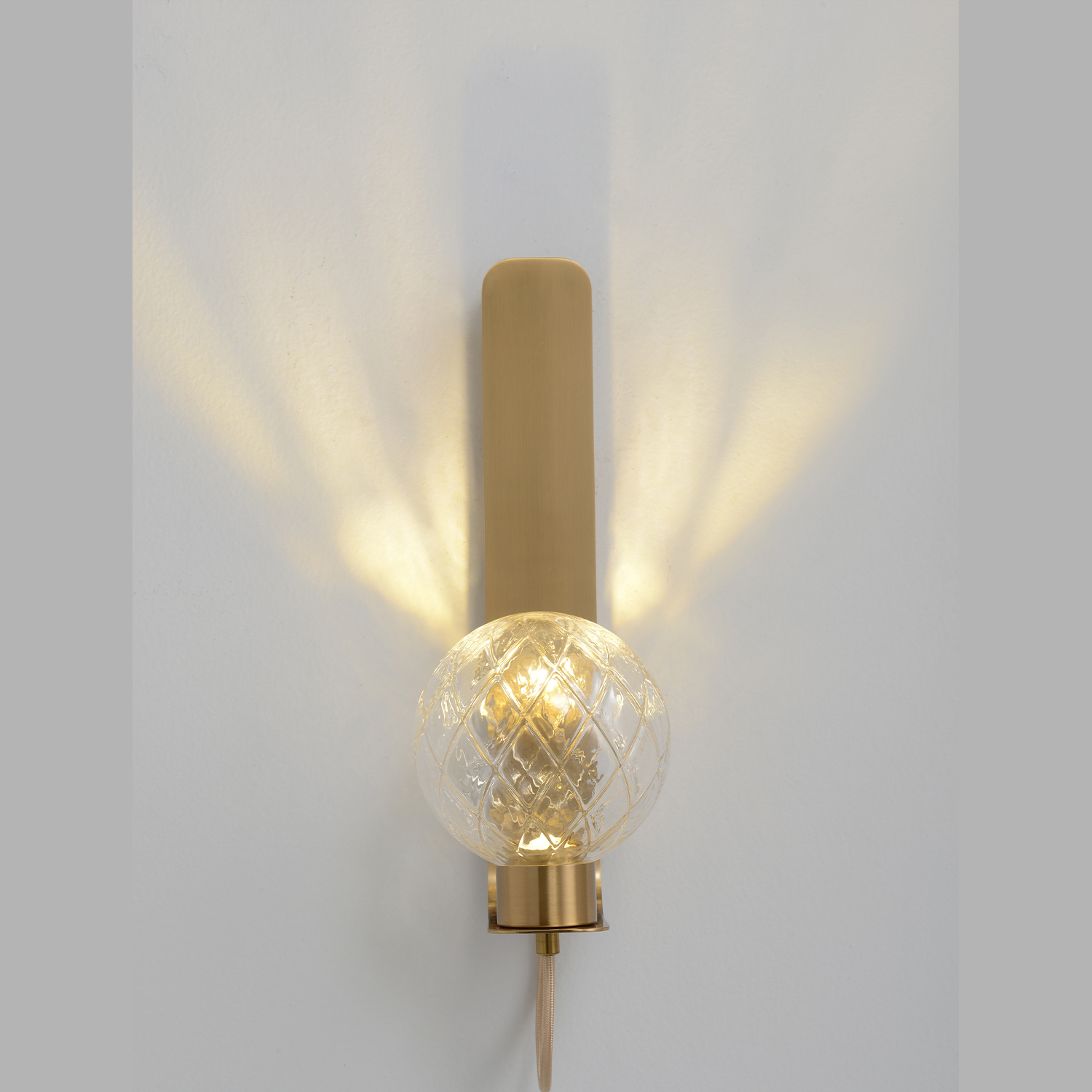 Картинка Бра BELLA AP1 BRASS Crystal Lux 0242/401