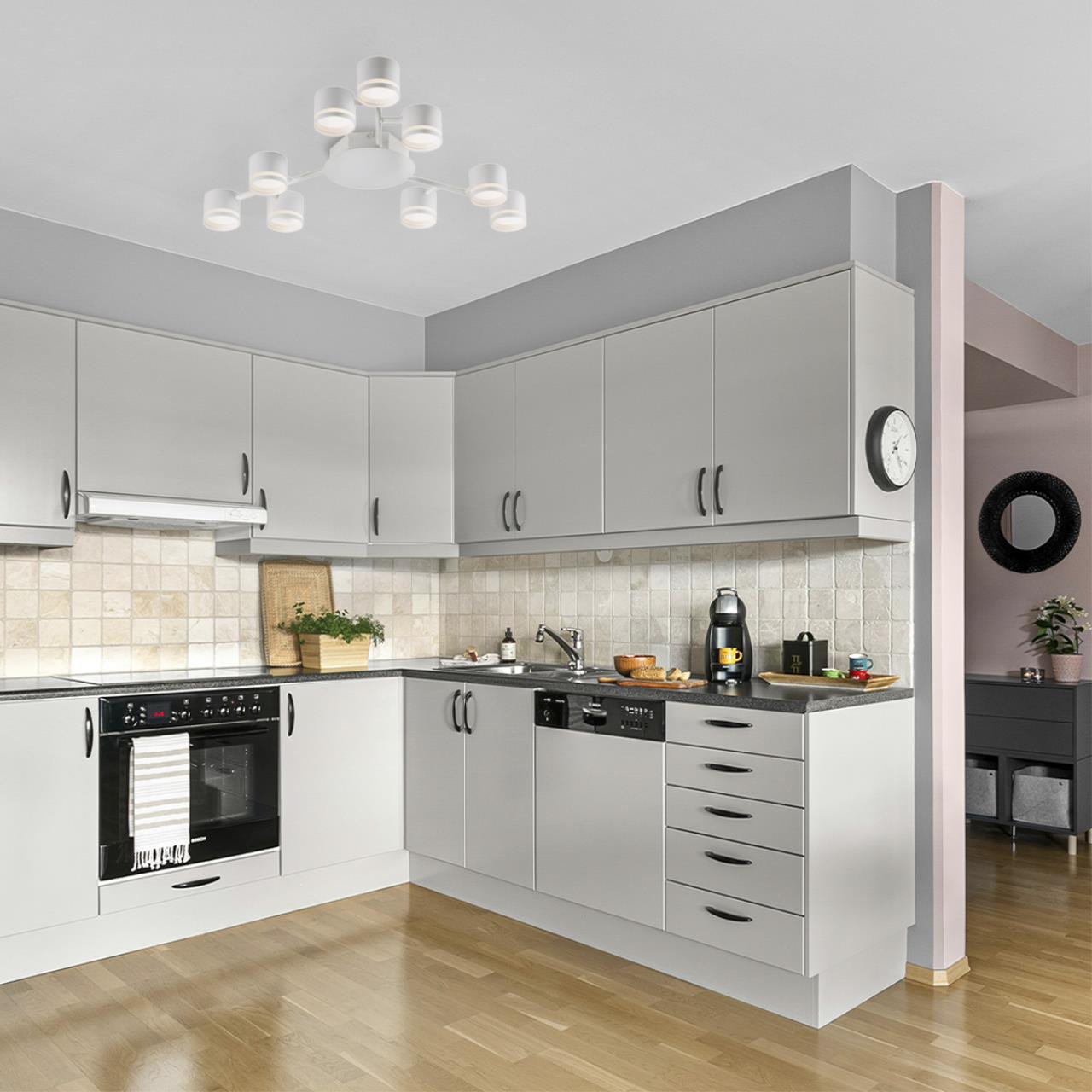 Картинка 8232/8 Lumion Люстра NATALINA