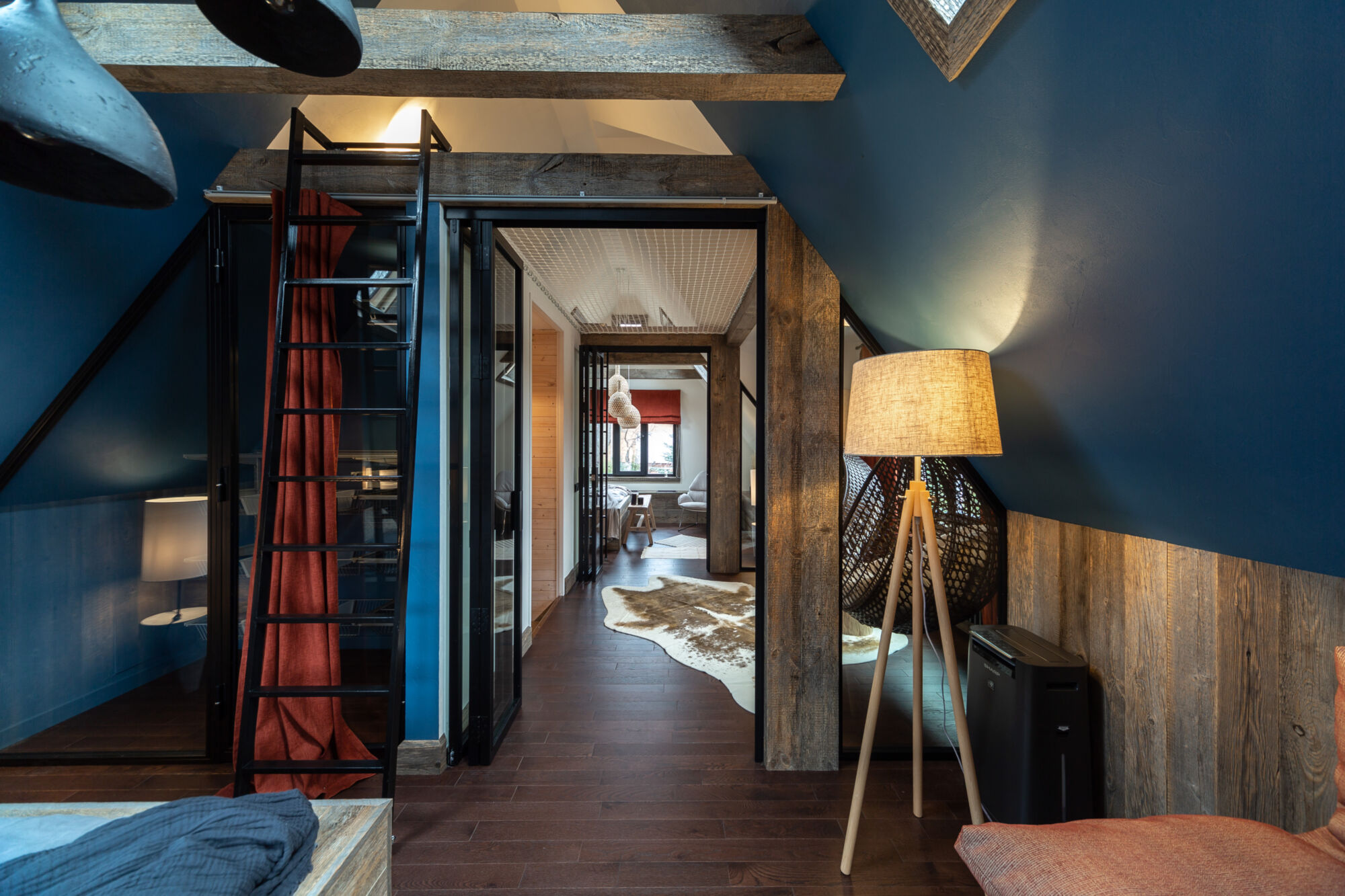 Картинка Торшер Maytoni Calvin Z177-FL-01-BR