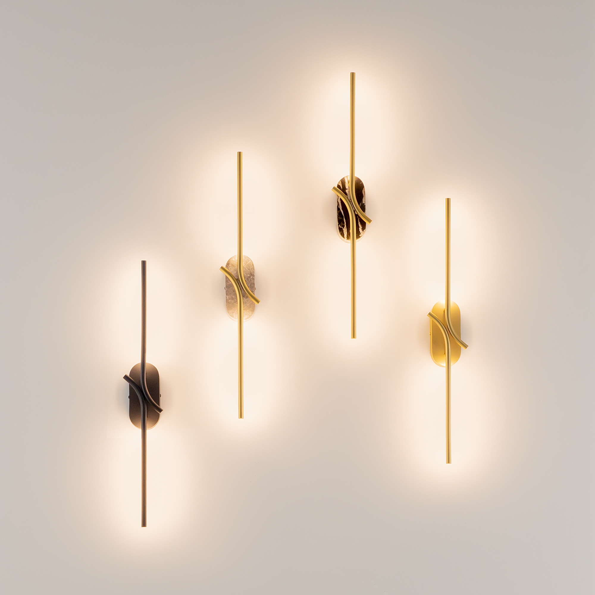 Картинка Настенный светильник Maytoni MOD256WL-L5BS3K3