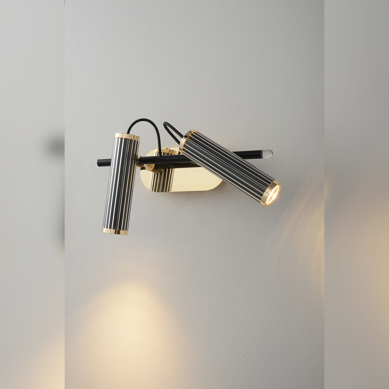 Картинка Настенный светильник Crystal Lux EXTRA 0540/402