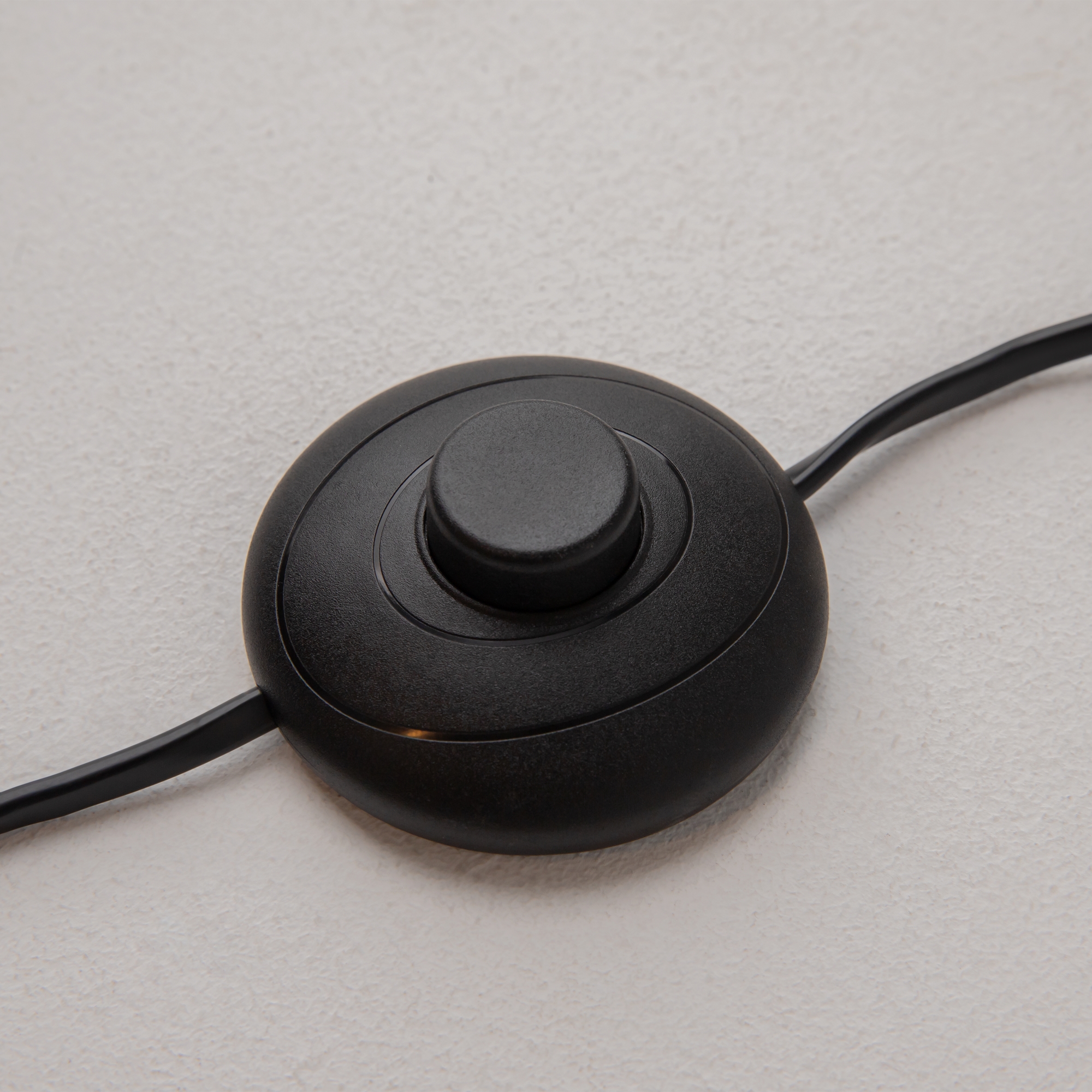 Картинка Напольный светильник (торшер) Maytoni MOD307FL-L40B3K