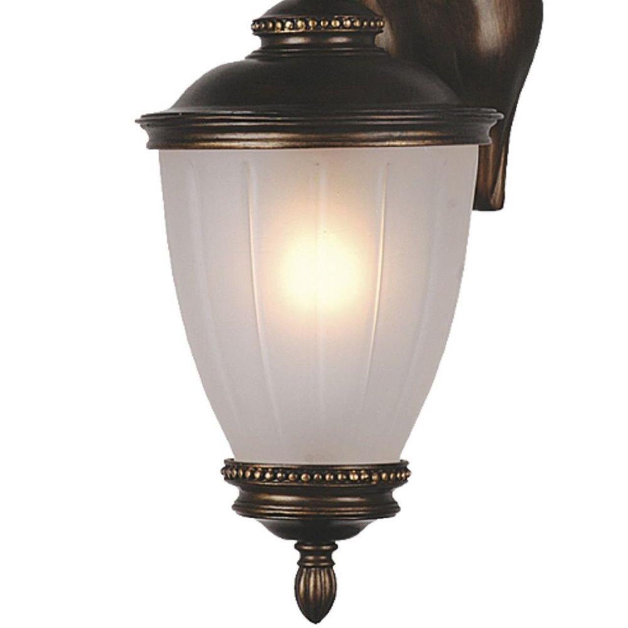 Картинка Уличный настенный светильник Favourite Guards 1335-1W