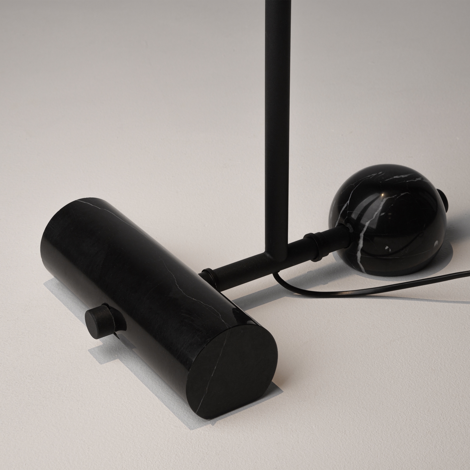 Картинка Напольный светильник (торшер) Pikant MOD372FL-L10B3K