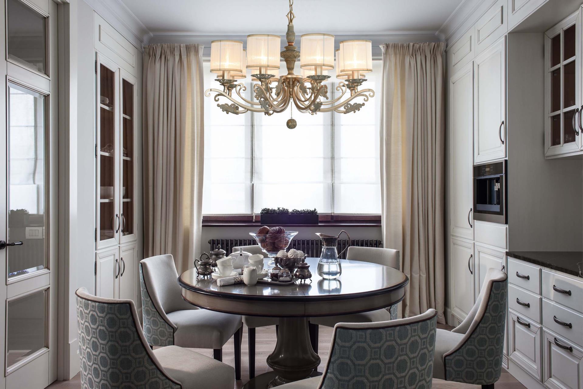 Картинка Подвесная люстра Favourite Seraphima 2307-8P