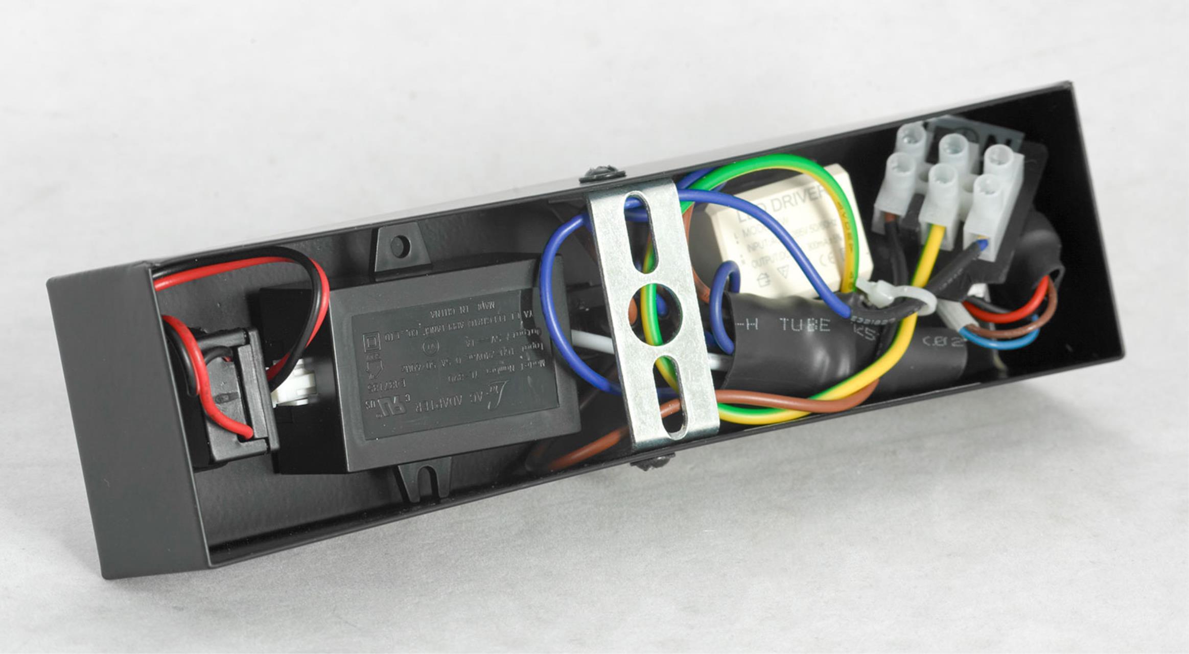 Картинка Светодиодный спот Lussole Lgo Cozy LSP-8242