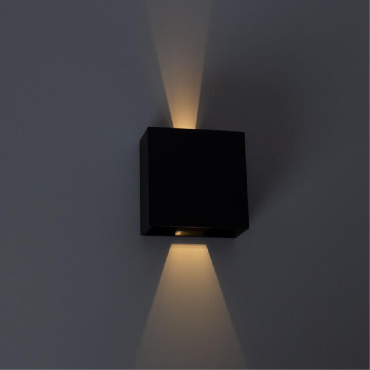Картинка Уличный настенный светодиодный светильник Arte Lamp Algol A1445AL-1BK