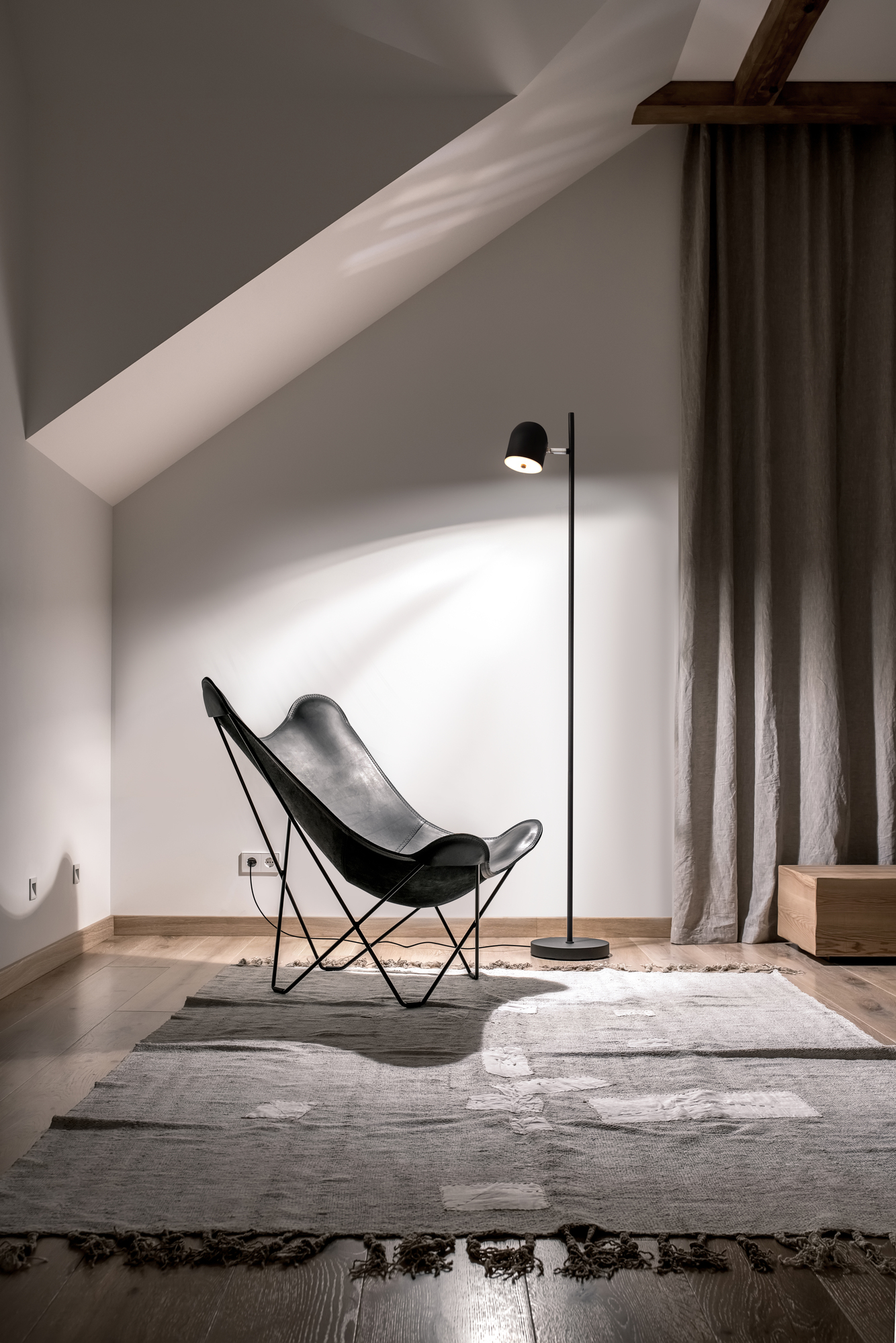 Картинка Настольный светильник Freya FR5279TL-01B