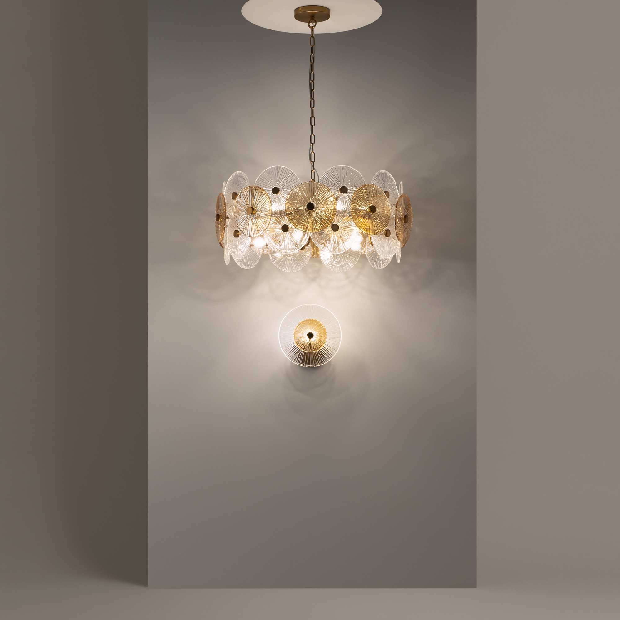 Картинка Подвесной светильник Maytoni MOD007PL-10G