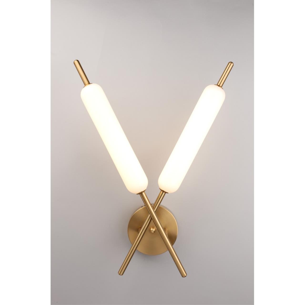 Картинка Настенный светильник Aployt Carla APL.010.01.16