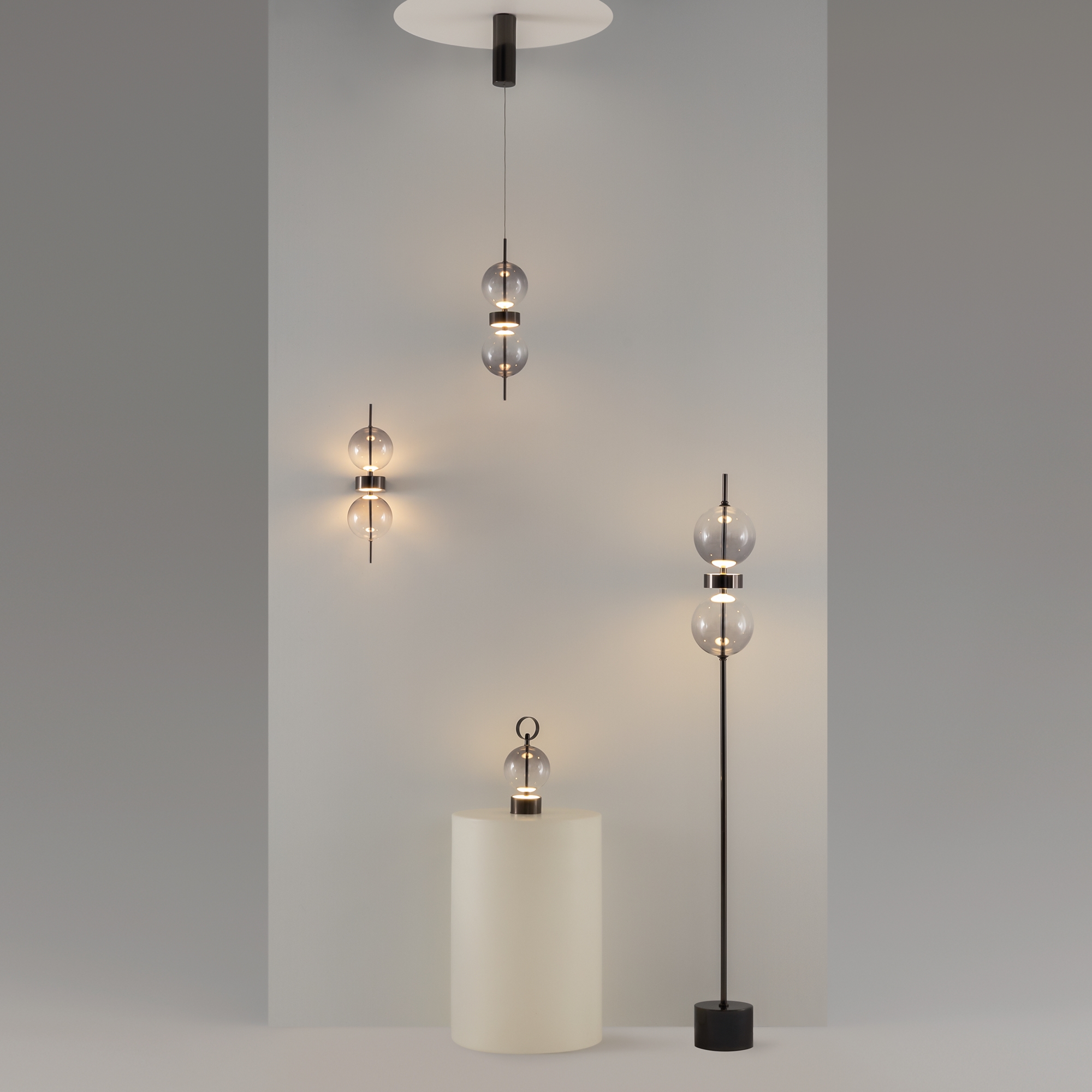 Картинка Напольный светильник (торшер) Maytoni MOD478FL-L15B3K Double Moon