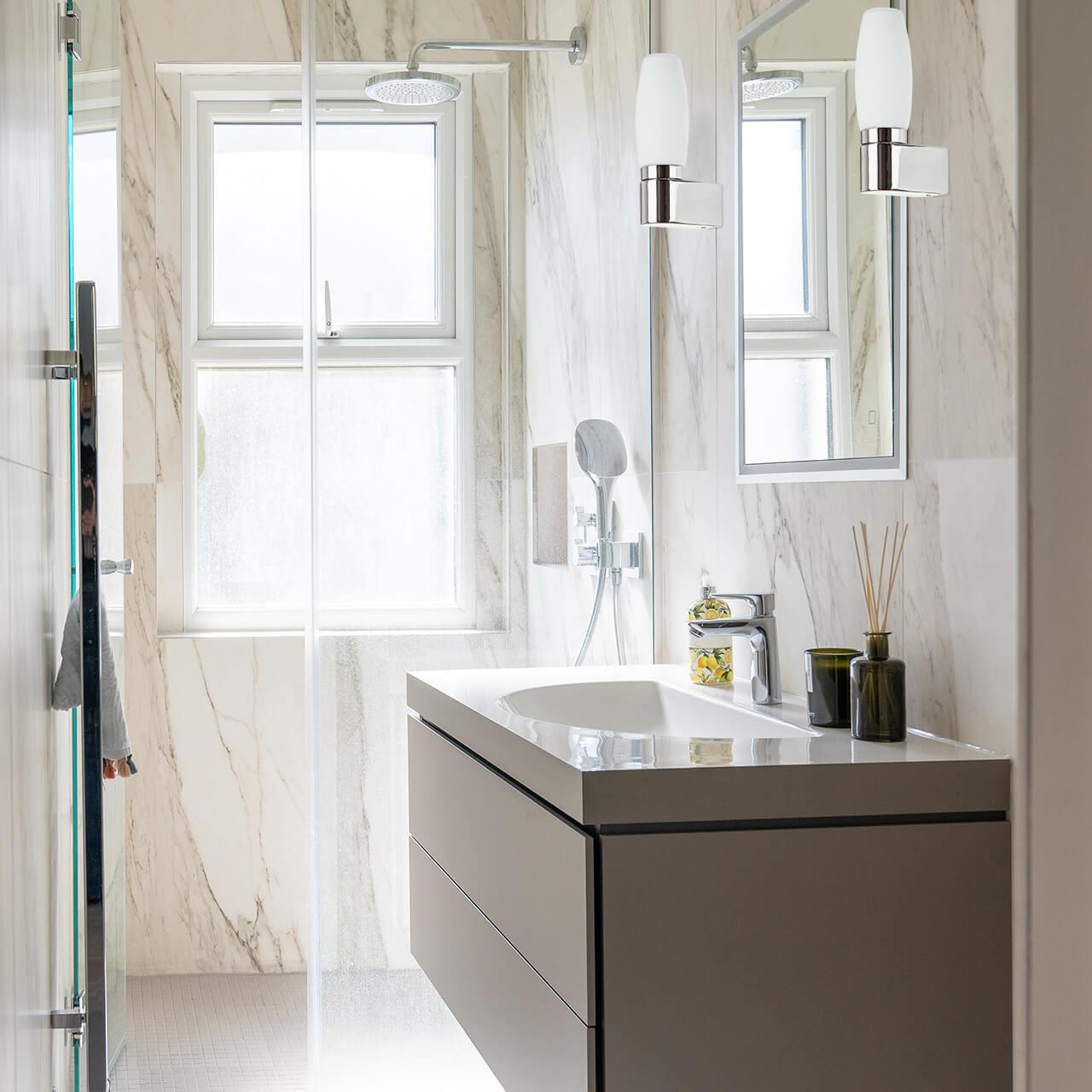 Картинка Подсветка для зеркал Arte Lamp Aqua A1209AP-1CC