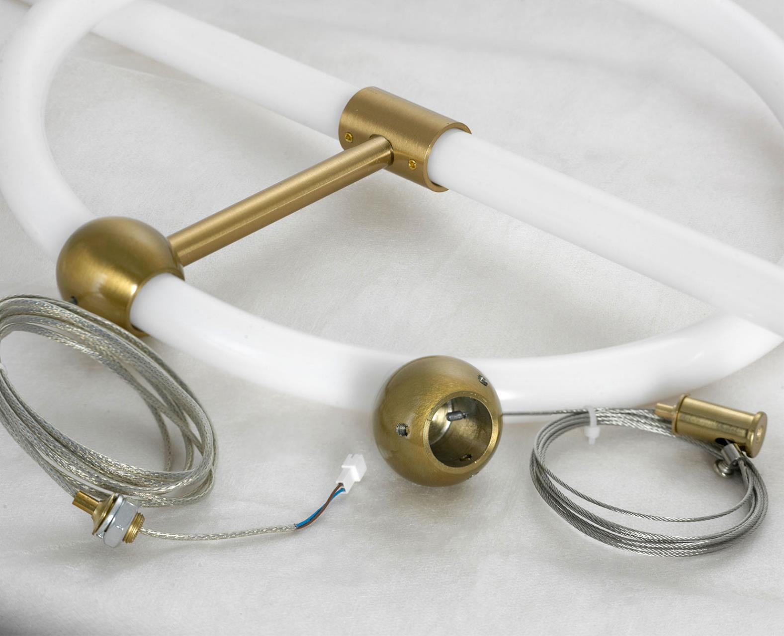 Картинка Линейно-подвесной светильник Lussole LSP-7021