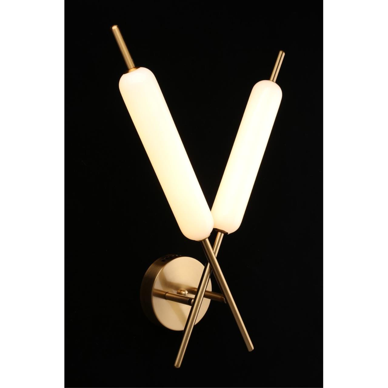 Картинка Настенный светильник Aployt Carla APL.010.01.16