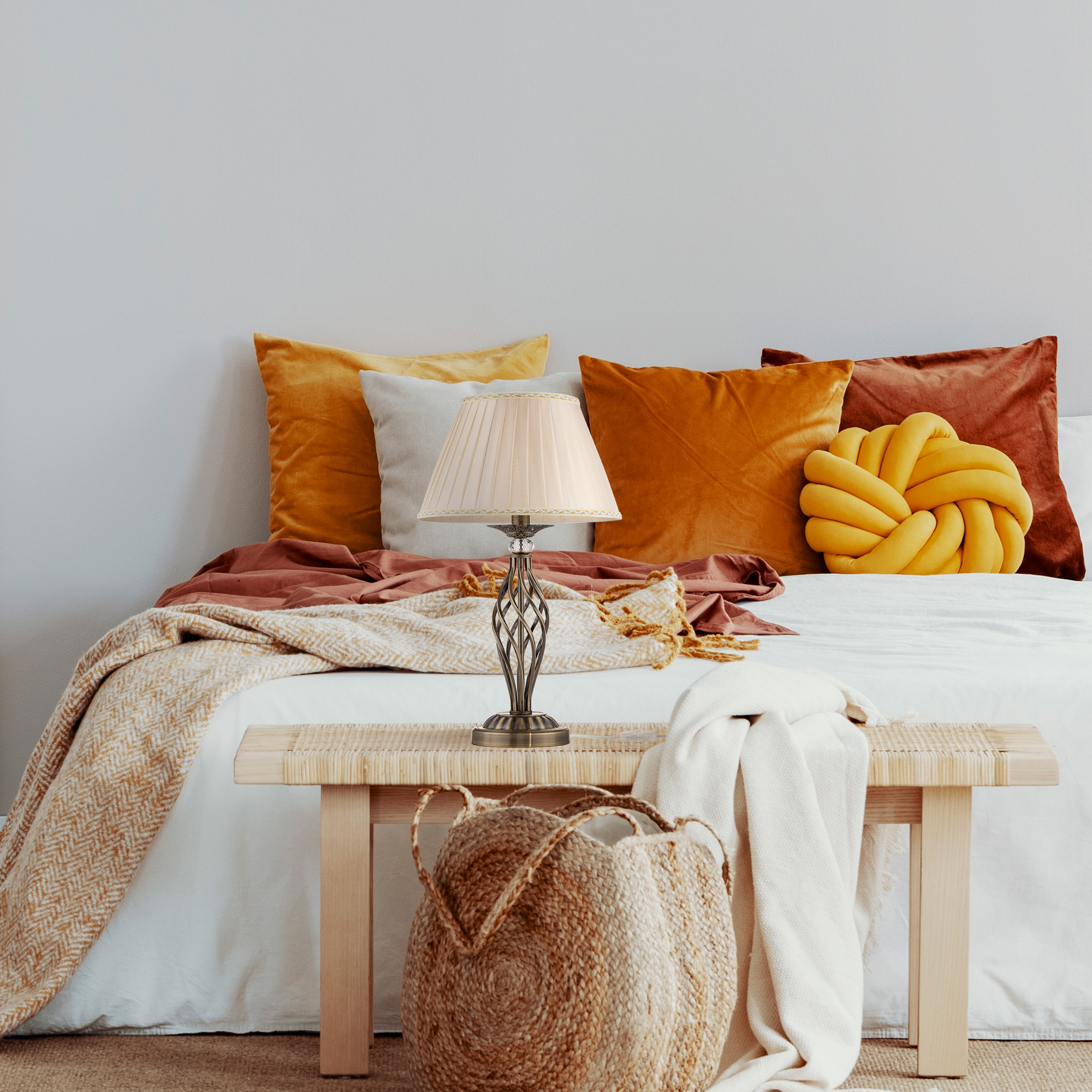 Картинка Настольная лампа Maytoni Grace RC247-TL-01-R