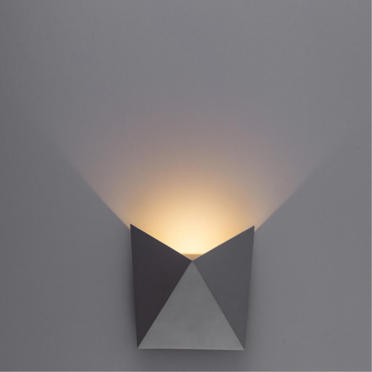 Картинка Настенный светодиодный светильник Arte Lamp Busta A1609AP-1GY