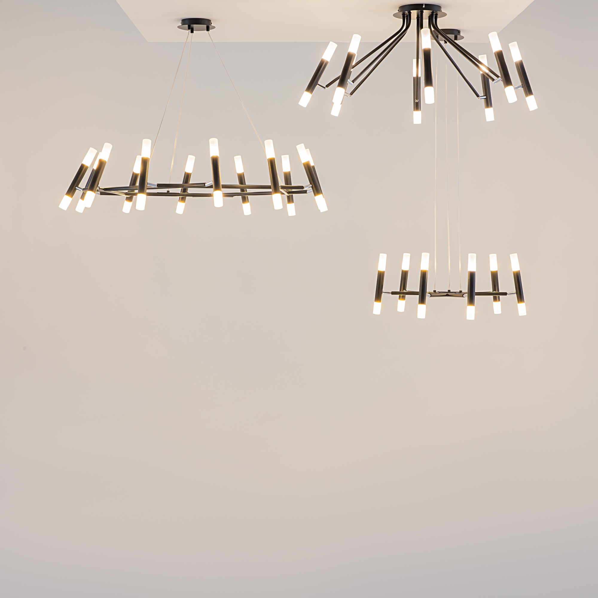 Картинка Потолочная люстра Maytoni Vigo MOD620CL-16B