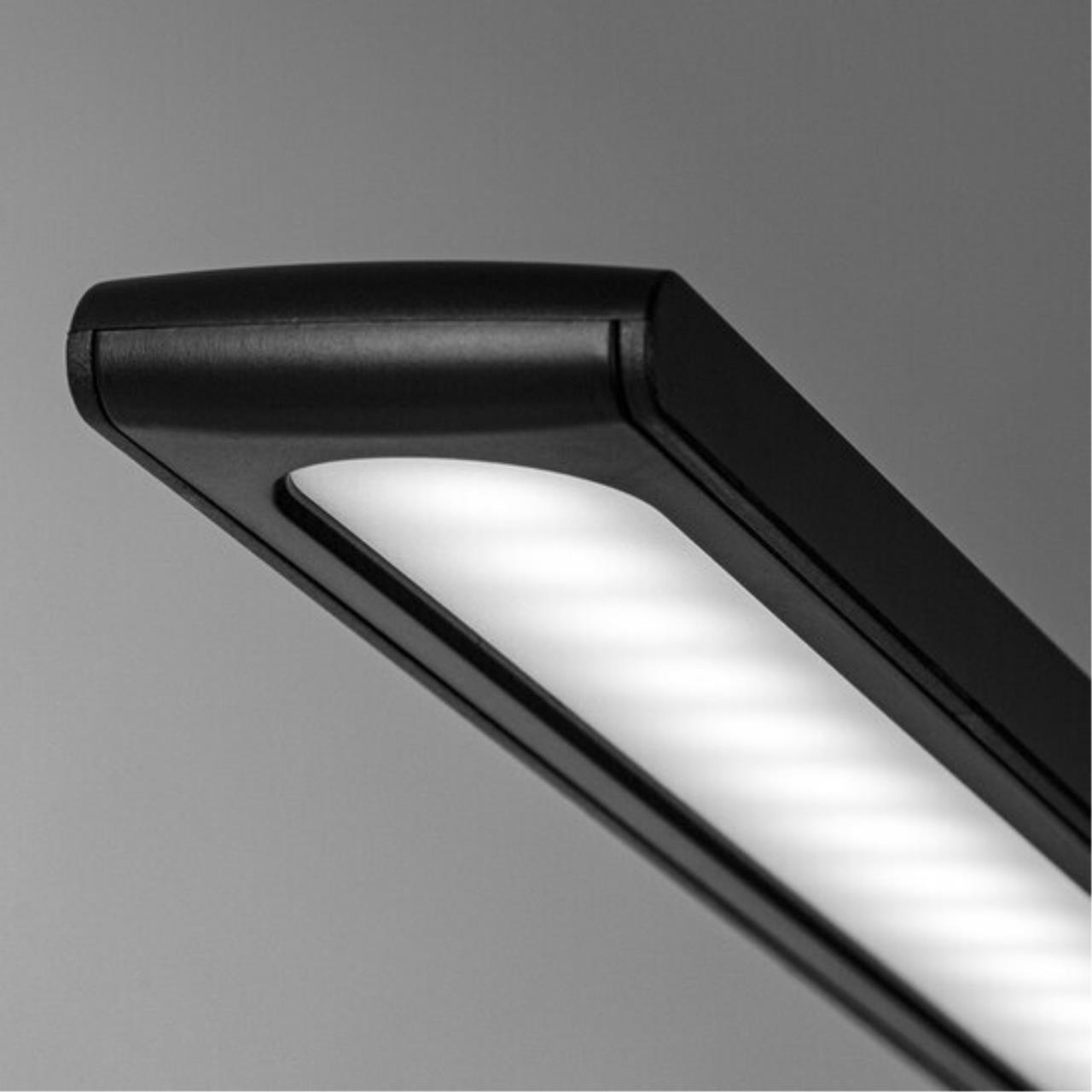 Картинка Настольная лампа Arte Lamp LONDON A5124LT-1BK