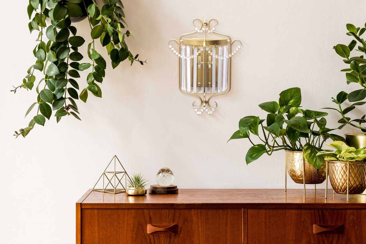 Картинка Настенный светильник MW-Light Адель 373024701