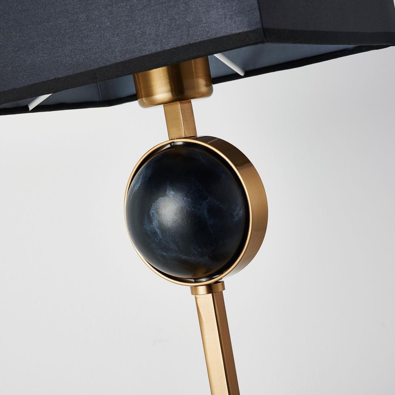 Картинка Настольная лампа Favourite Diva 2822-1T