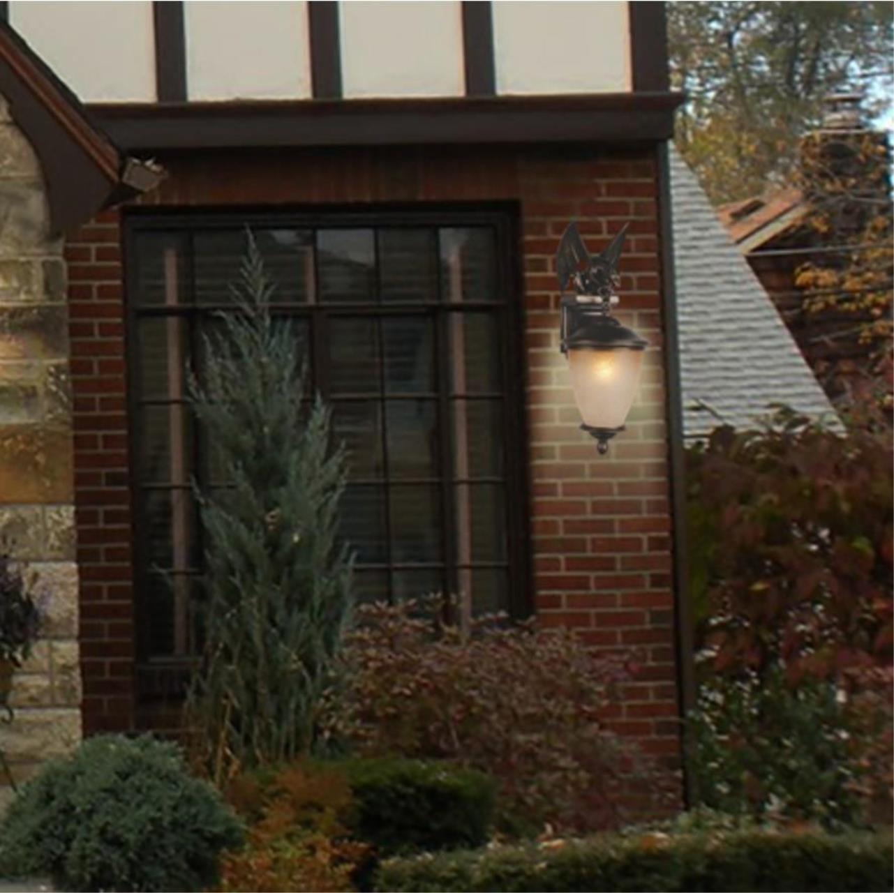 Картинка Уличный настенный светильник Favourite Guards 1337-1WL