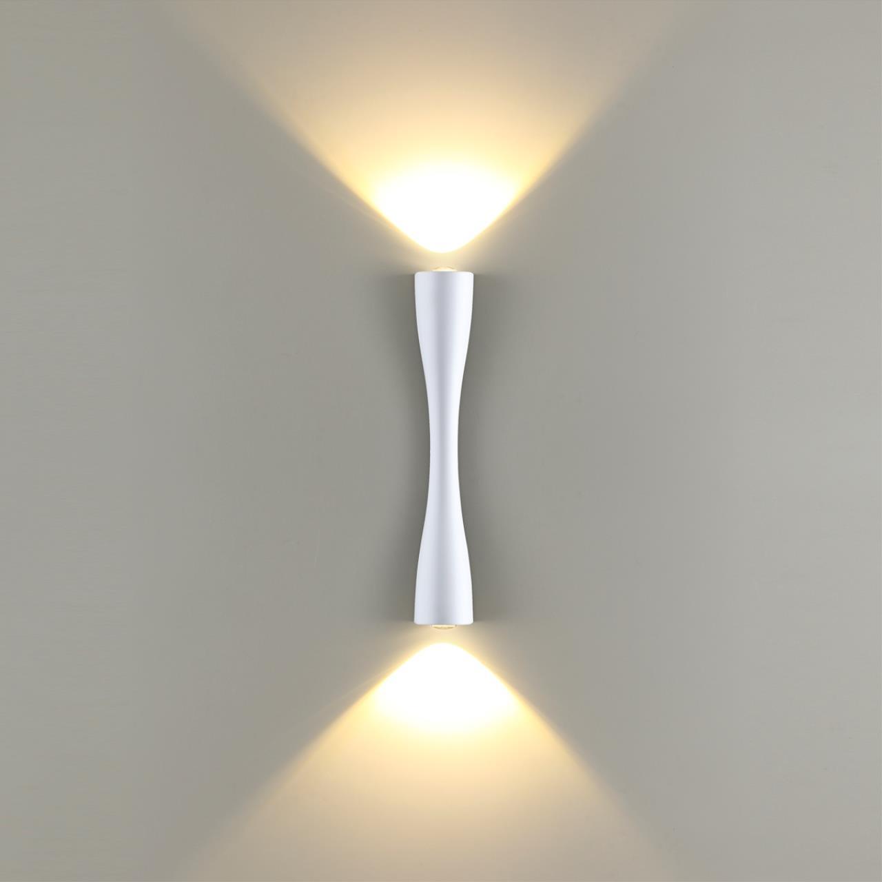 Картинка Настенный светодиодный светильник Odeon Light Hightech Anika 4290/10WL