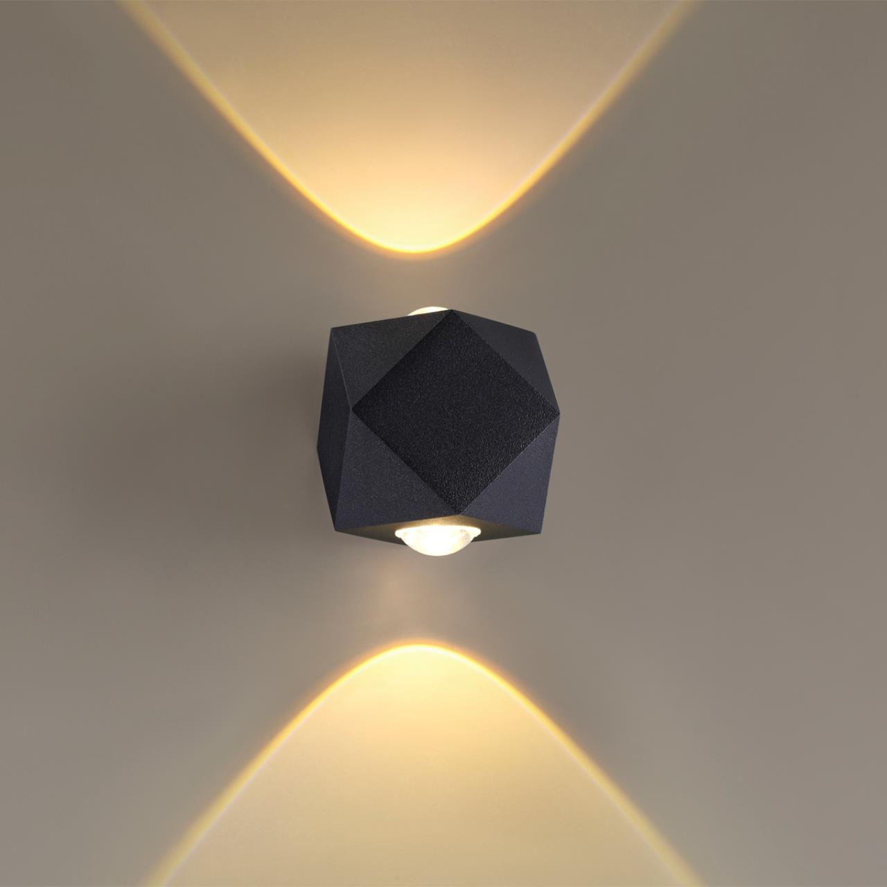Картинка Уличный настенный светодиодный светильник Odeon Light Diamanta 4218/4WL