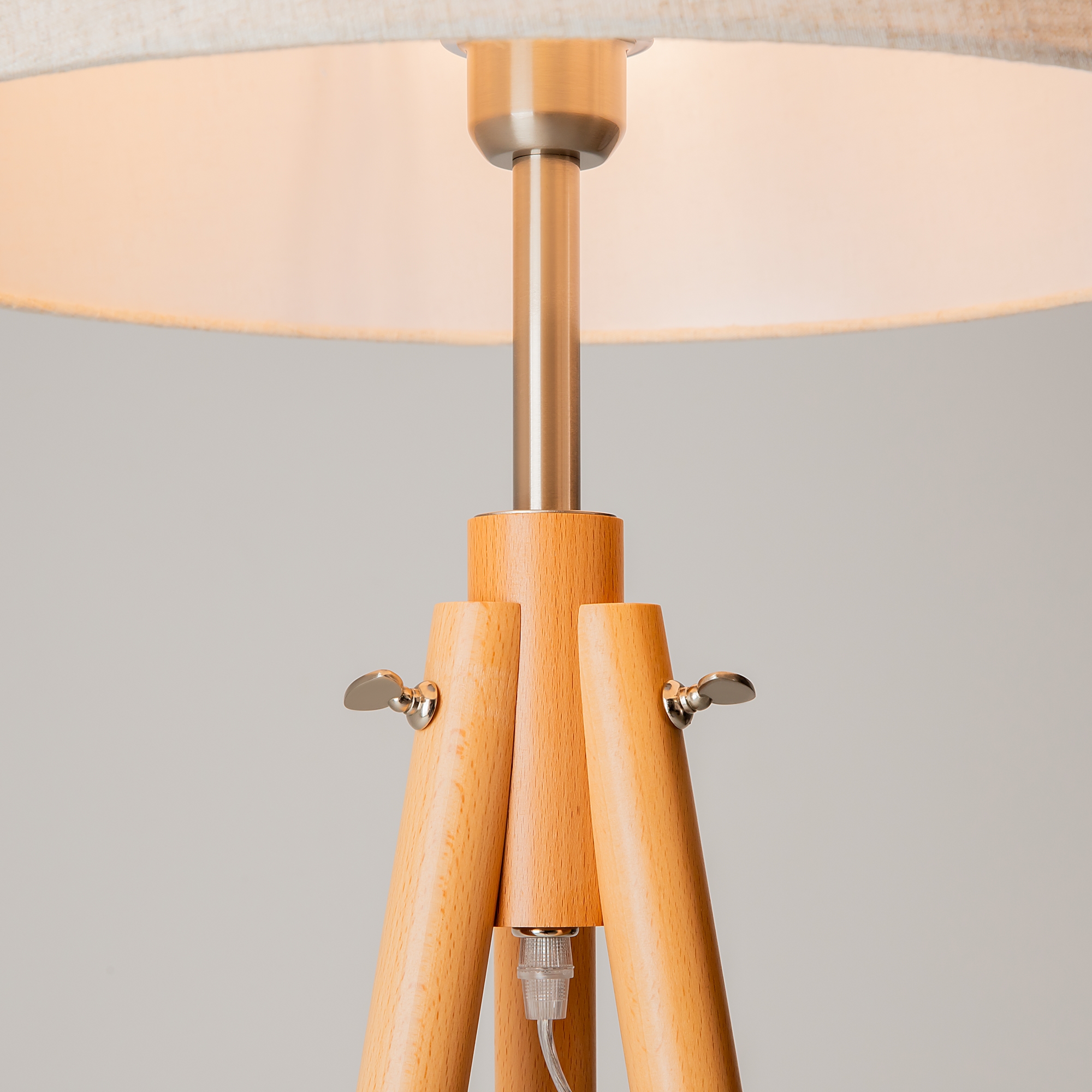 Картинка Торшер Maytoni Calvin Z177-FL-01-BR