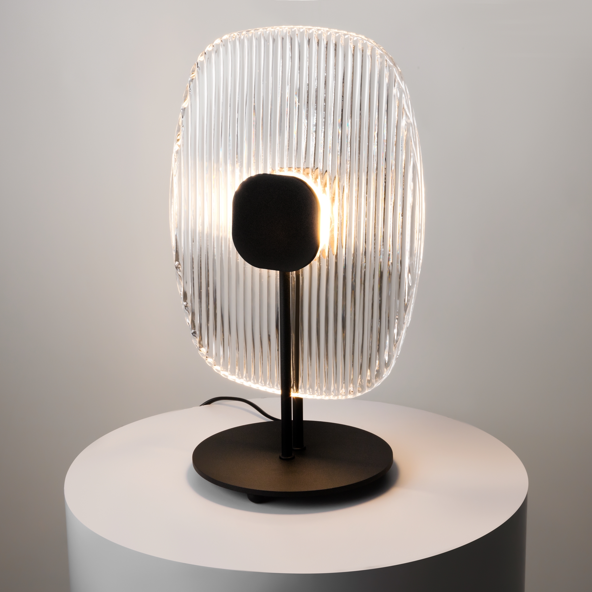 Картинка Настольный светильник Maytoni MOD152TL-L1BK