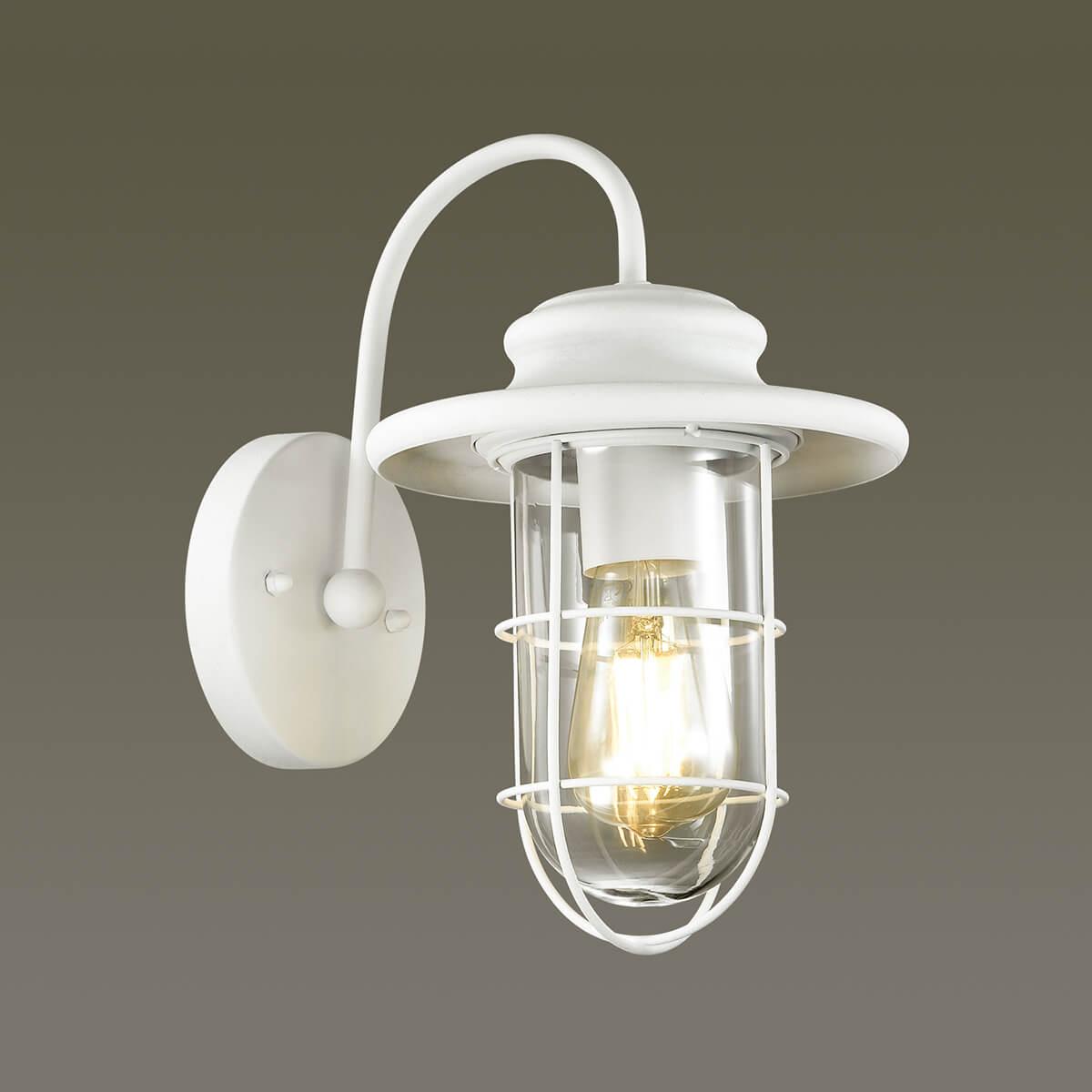 Картинка Уличный настенный светильник Odeon Light Helm 4172/1W
