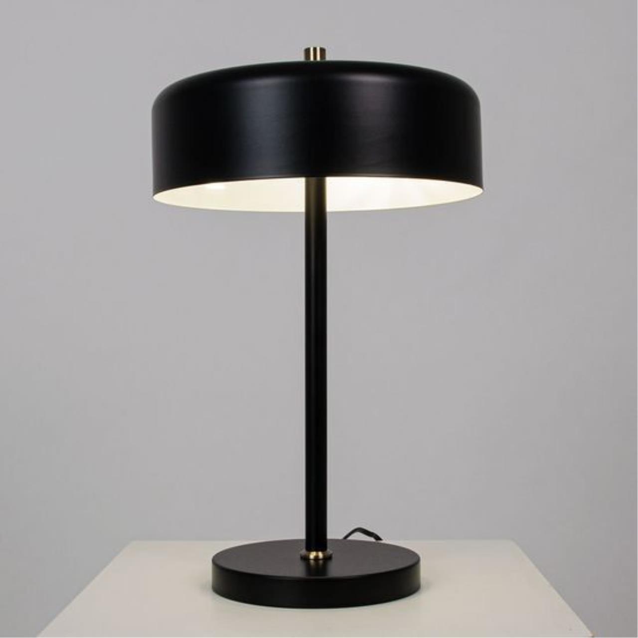 Картинка Настольная лампа Arte Lamp SKAT A7052LT-2BK