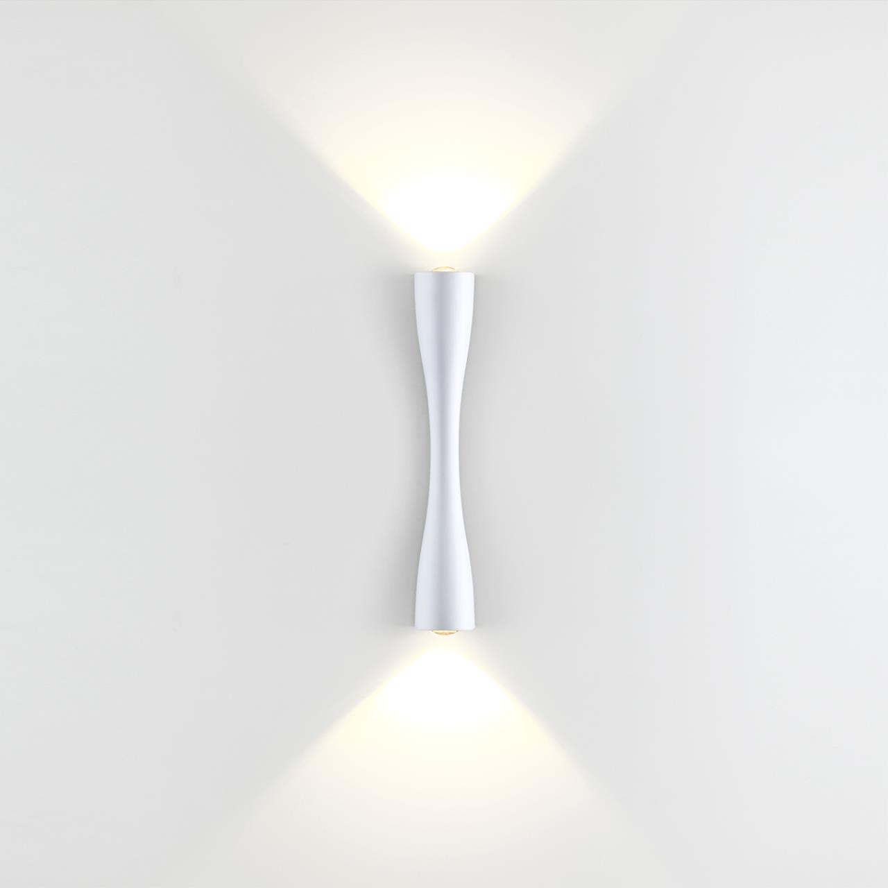 Картинка Настенный светодиодный светильник Odeon Light Hightech Anika 4290/10WL